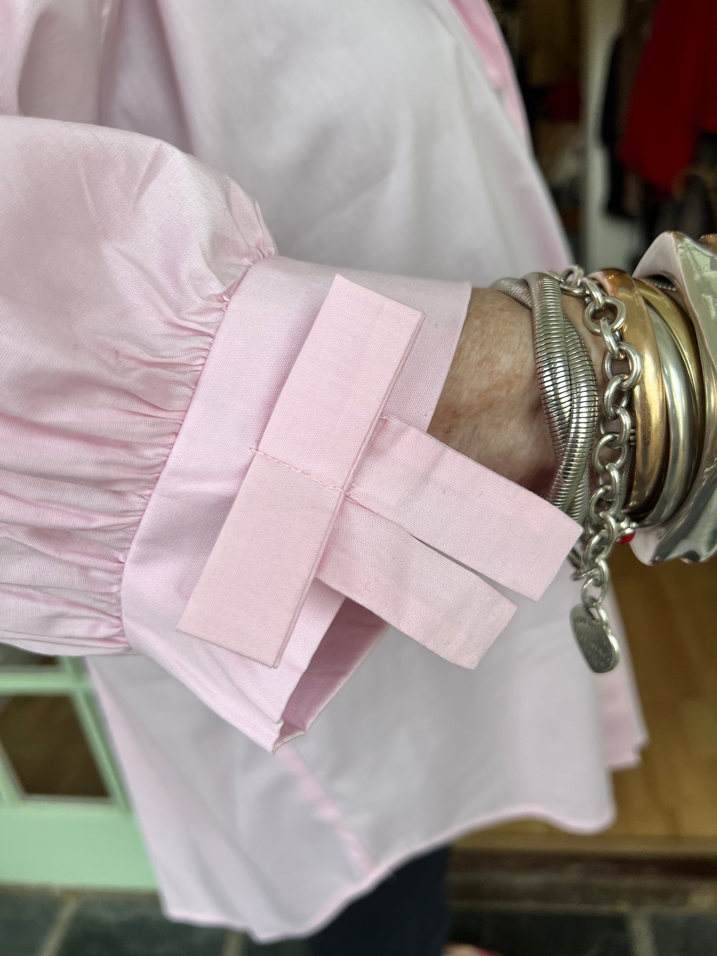 The Bow Shirt in Gatsby Pink