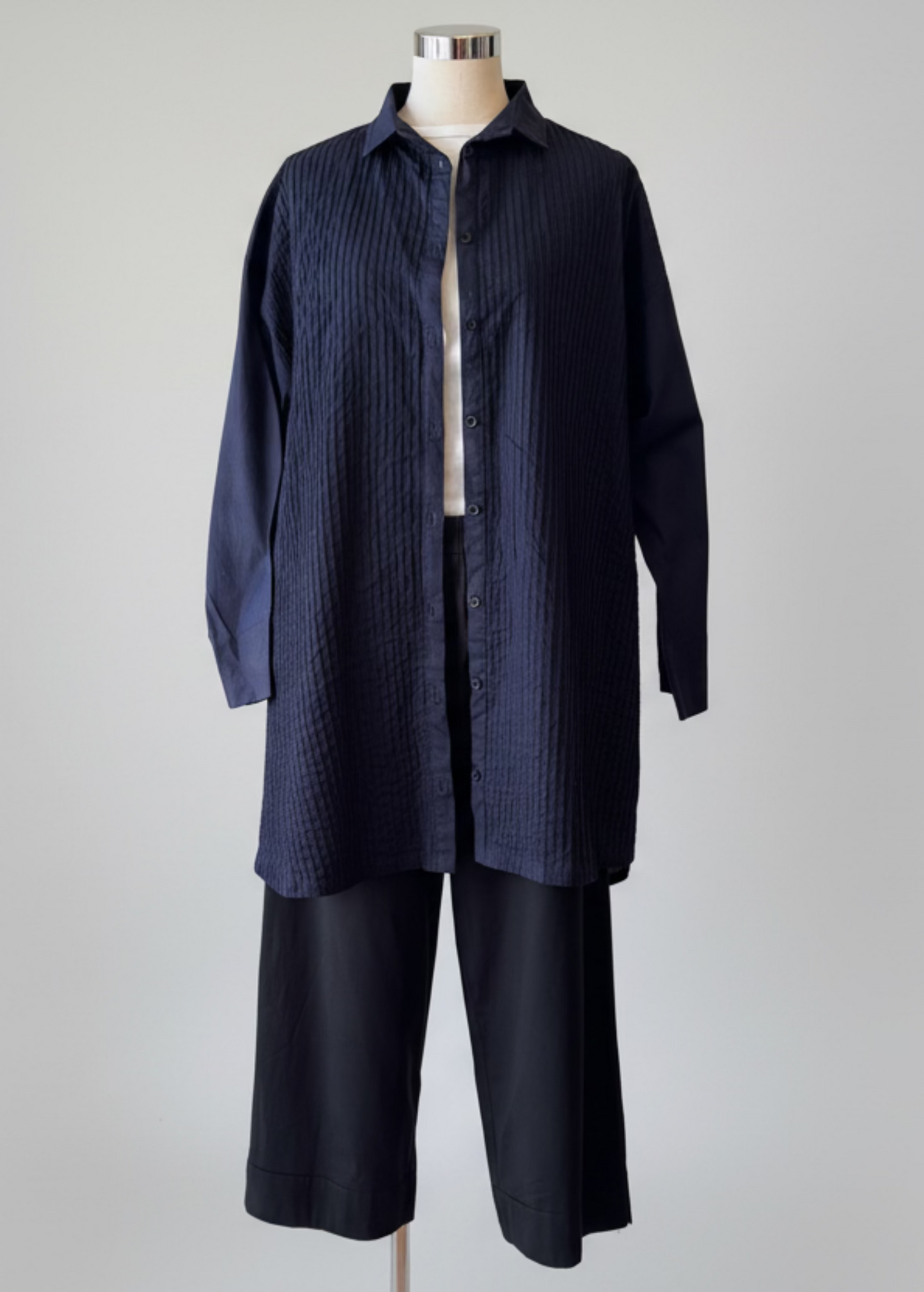 The Long Classic Pleated Shirt